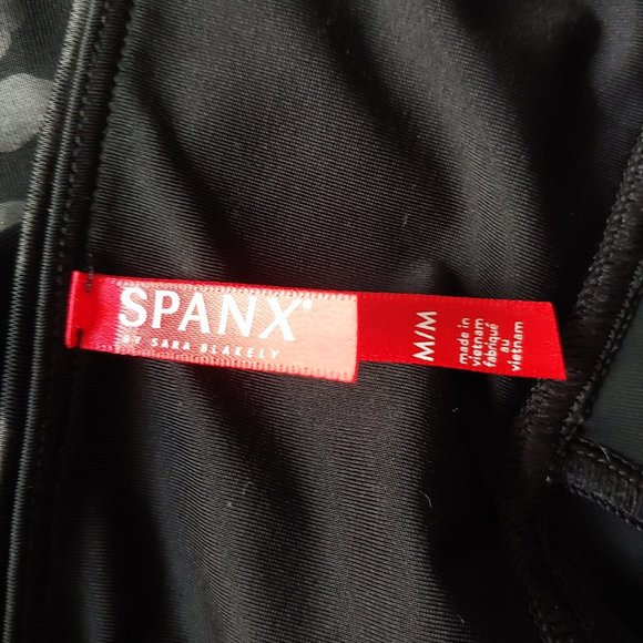 Spanx camo print black leggings shapewear matt and shiny Size M - Picture 6 of 7